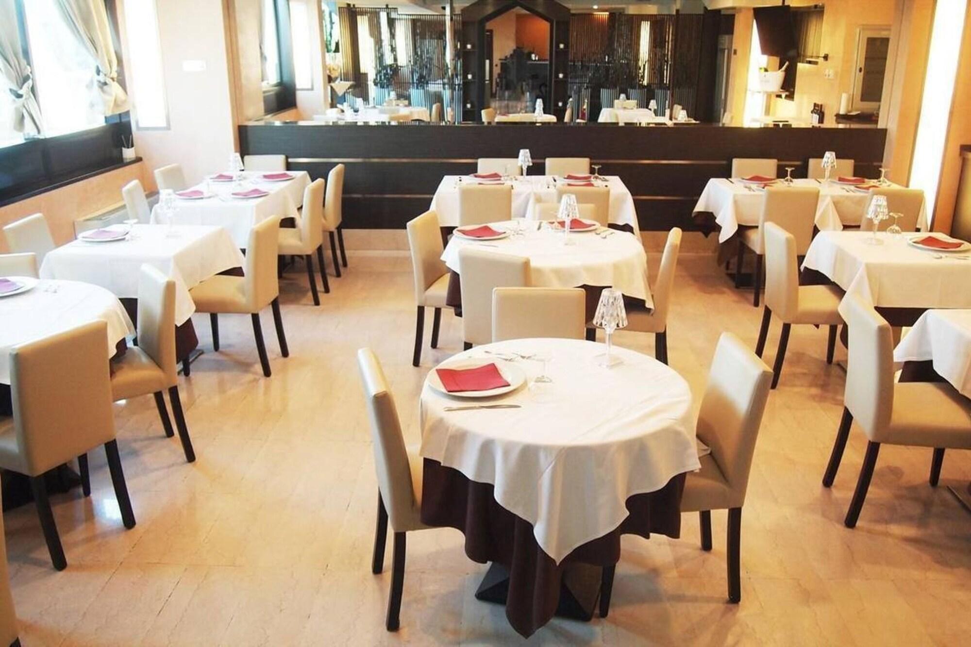 Golf Hotel Lainate Extérieur photo