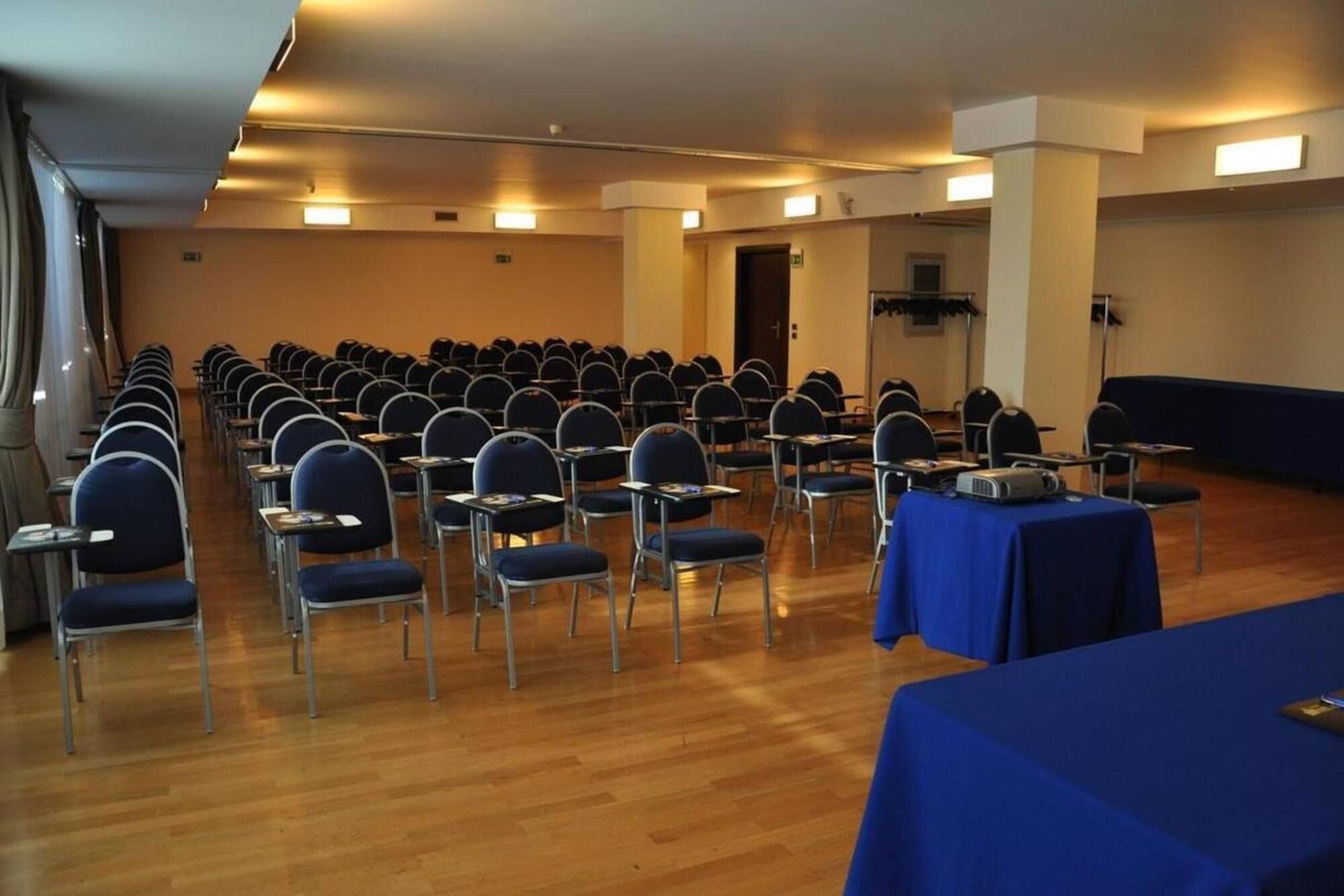 Golf Hotel Lainate Extérieur photo